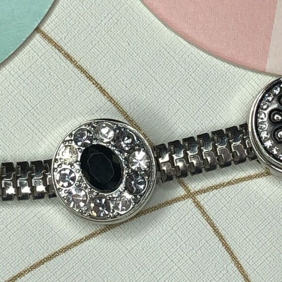 Jewel La La Snap Bracelet - Picture 4 of 8